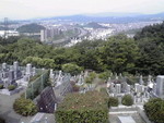 市内の墓地公園から望む 市内の墓地公園から望む