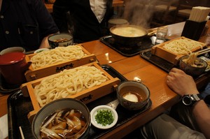 ざるざるざる味噌煮込み ざるざるざる味噌煮込み