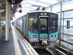 125系 125系
