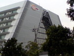 変な形のバンナム本社 変な形のバンナム本社