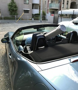 カミさんは帽子を深く‥ カミさんは帽子を深く‥