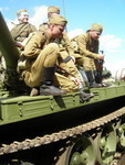 …そして戦車がやってきた …そして戦車がやってきた