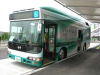 燃料電池バス