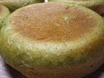 平焼きよもぎあんパン 平焼きよもぎあんパン