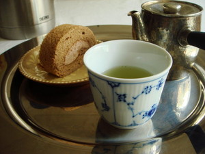 ロイヤル・コペンハーゲンの茶碗 - 原田治ノート